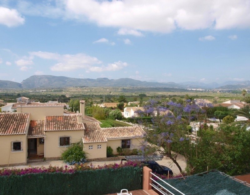 Villa avec vue sur la vallée du Javea de Montgo