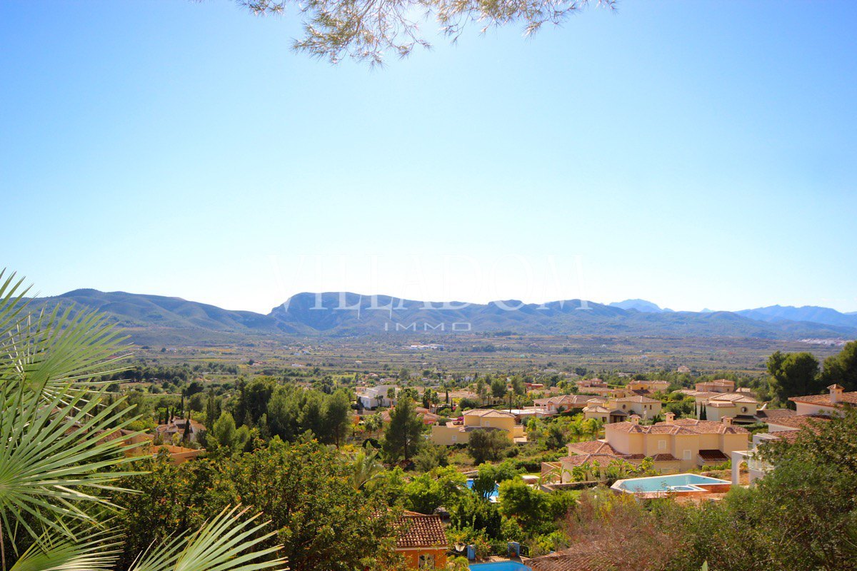 Terrain avec vue panoramique à Javea