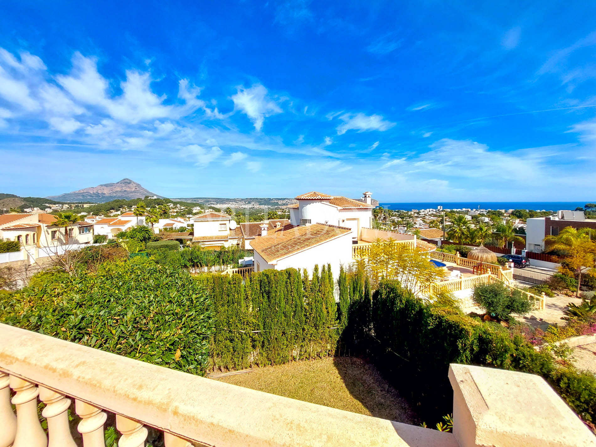 Villa avec vue sur la mer et le Montgó près de la plage de l’Arenal